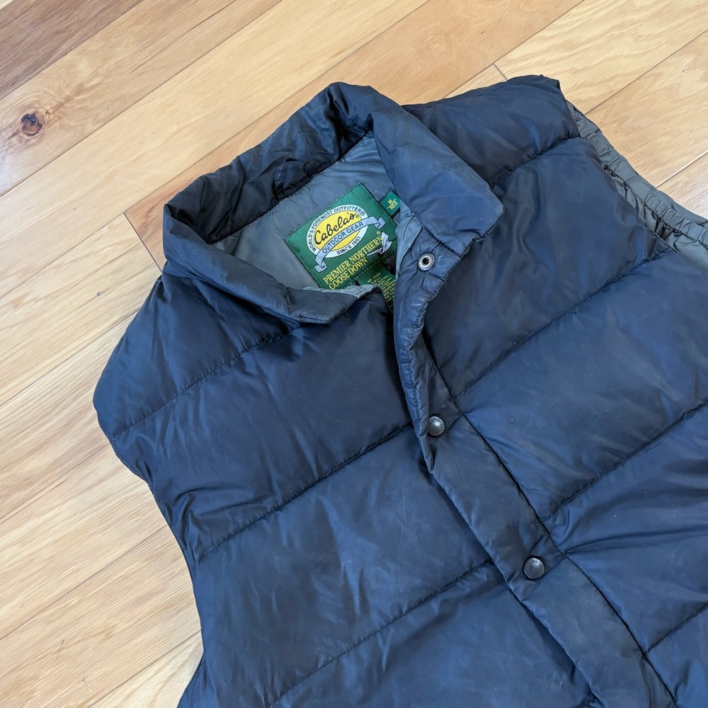 VTG Cabelas Premier Northern Goose Down Puffer Vest Mens M Black Nylon Snap Clos